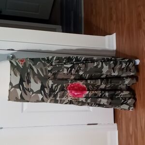 Tokyo Multi Tiered Camo Maxi Skirt Size Small Floral Embellished Hip Hugger